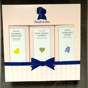 Noodle & Boo Baby Bath Gift Set -NEW-